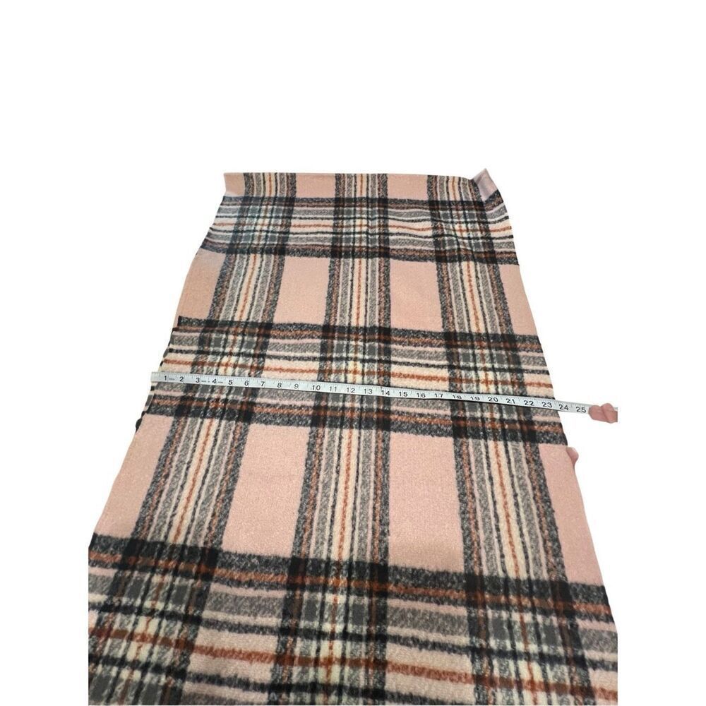 No Brand Plaid Scarf Sz 24/76 NWOT - Picture 6 of 6